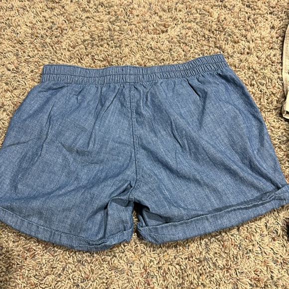 Lot of 5 pairs of Girls sz Xl 14 shorts khaki chambray coral navy aqua - Picture 8 of 8